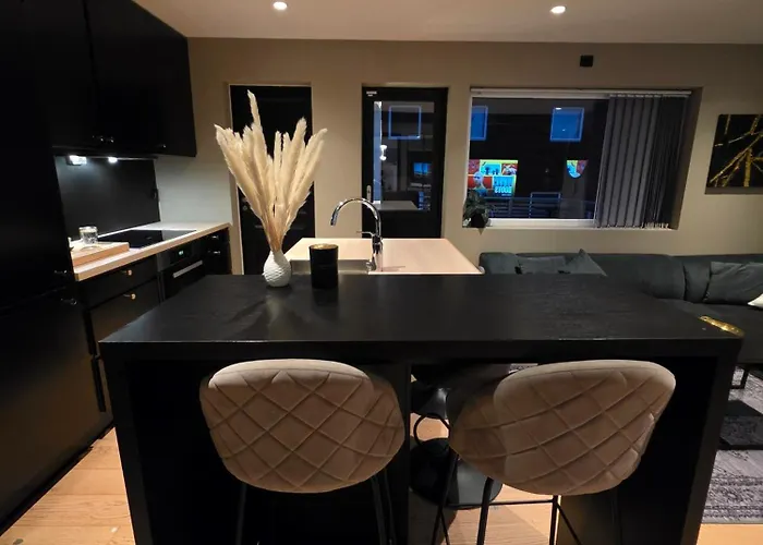 Aurora View - Free Parking & Walkable Location Apartamento Tromsø