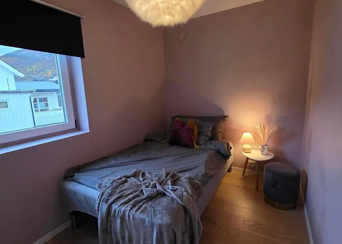 Aurora View - Free Parking & Walkable Location Tromsø
